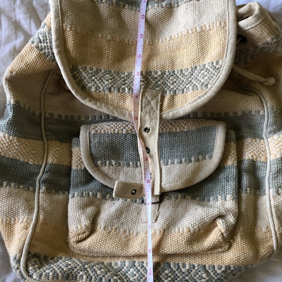 Beautiful woven cotton backpack - Picture 8 of 9